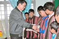 Bế giảng Lớp truyền dạy đánh cồng chiêng trẻ năm 2017 tại huyện Krông Bông
