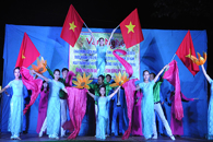 Văn nghệ Chào mừng kỷ niệm 71 năm ngày Quốc khánh (2/ 9/1945 – 2/9/2016); kỷ niệm 35 năm ngày thành lập huyện Krông Bông (19/9/1981 – 19/9/ 2016) và Chương trình chung tay ủng hộ qũy “Nghĩa tình đồng đội”