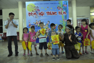 Công đoàn Trung tâm Văn hóa tỉnh tổ chức vui chơi cho các cháu thiêu nhi nhân dịp Tết Trung thu 2015